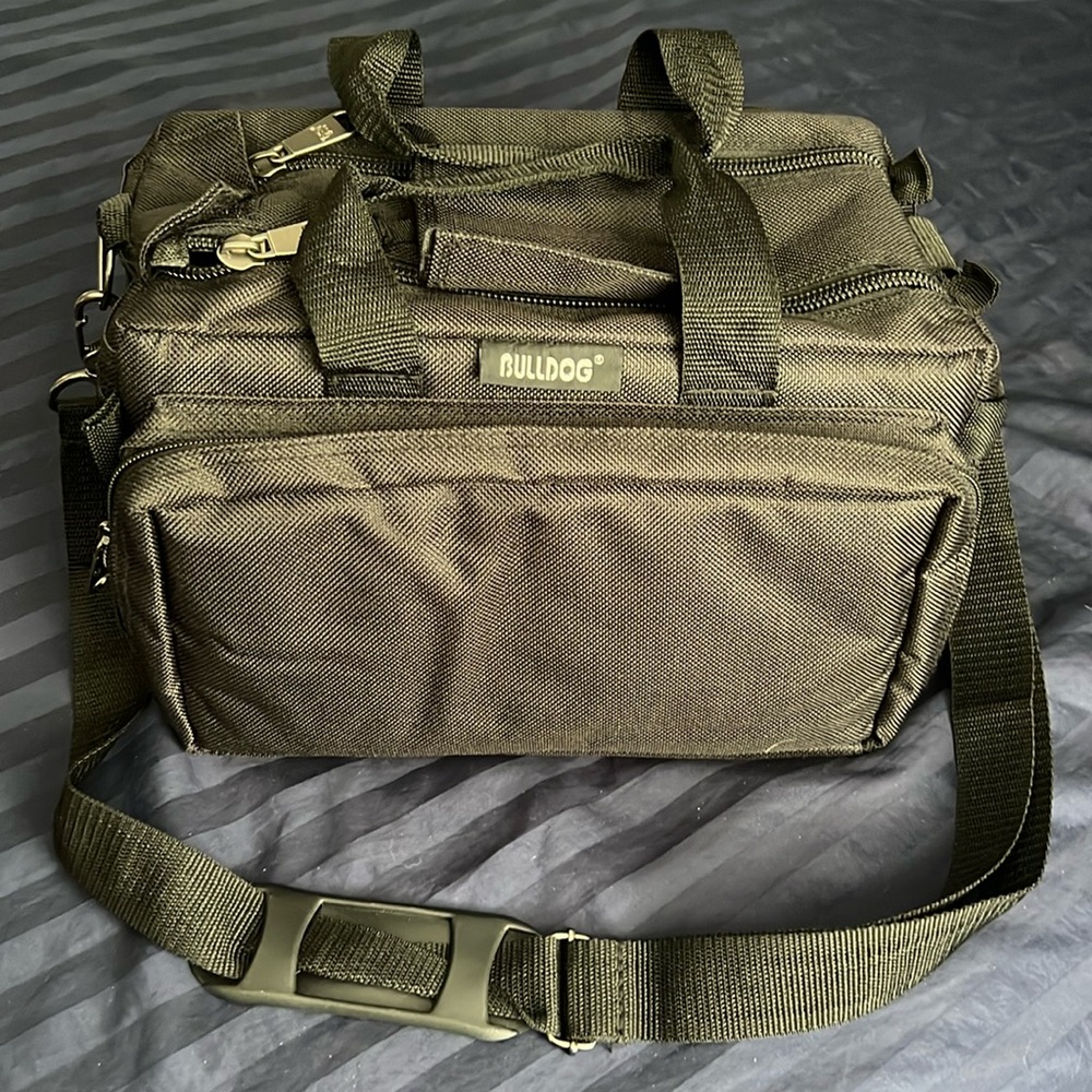 Bulldog range bag - black - adjustable insert